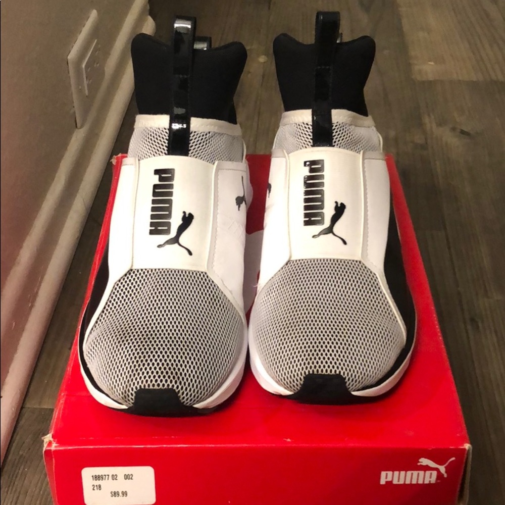 Puma Sneakers